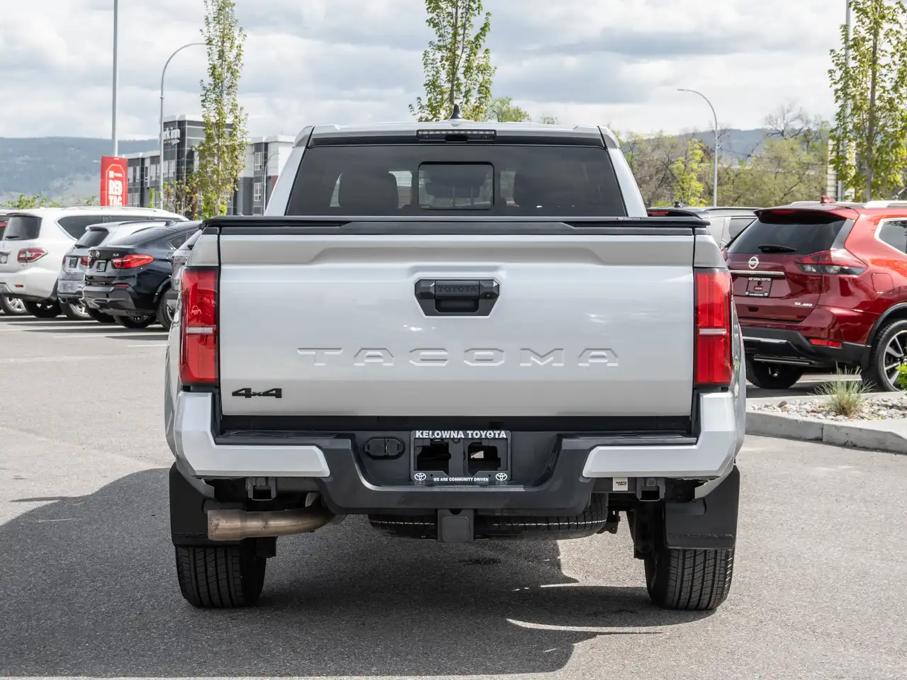 Toyota Tacoma снимка Toyota Tacoma