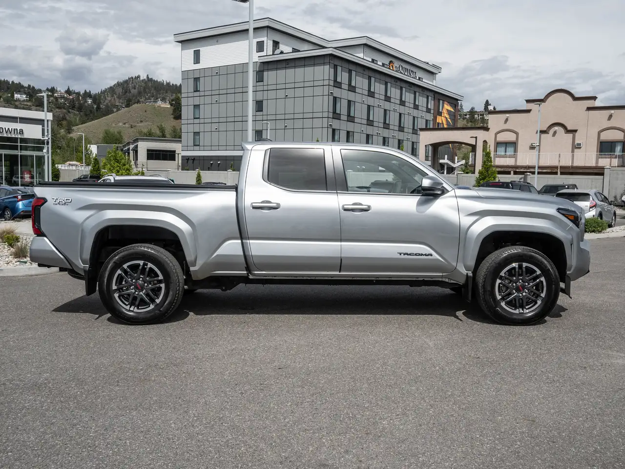 Toyota Tacoma снимка Toyota Tacoma