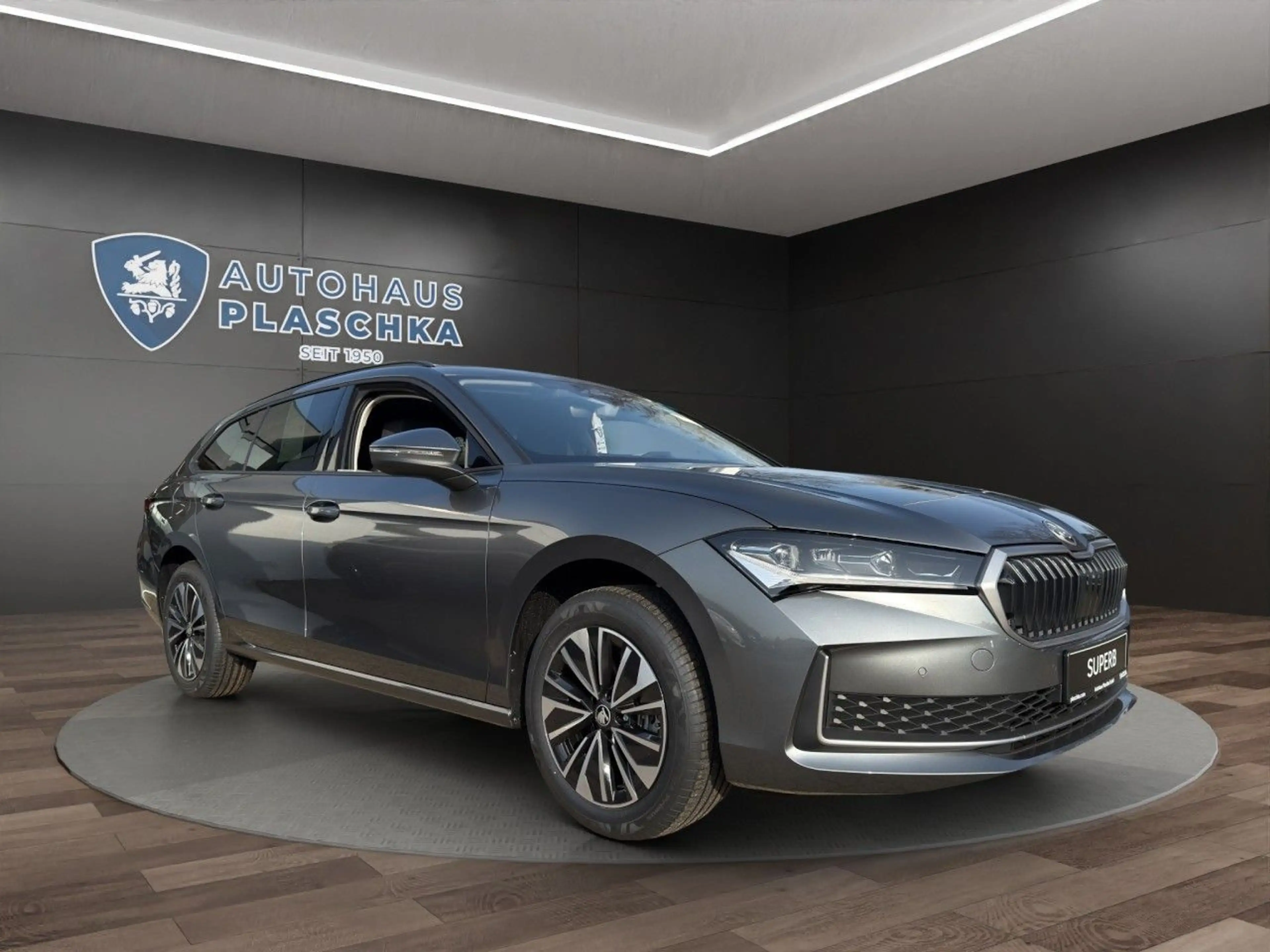 Skoda Superb Combi Selection 2,0 TDI 110 kW 7-Gang-DSG — photo 4
