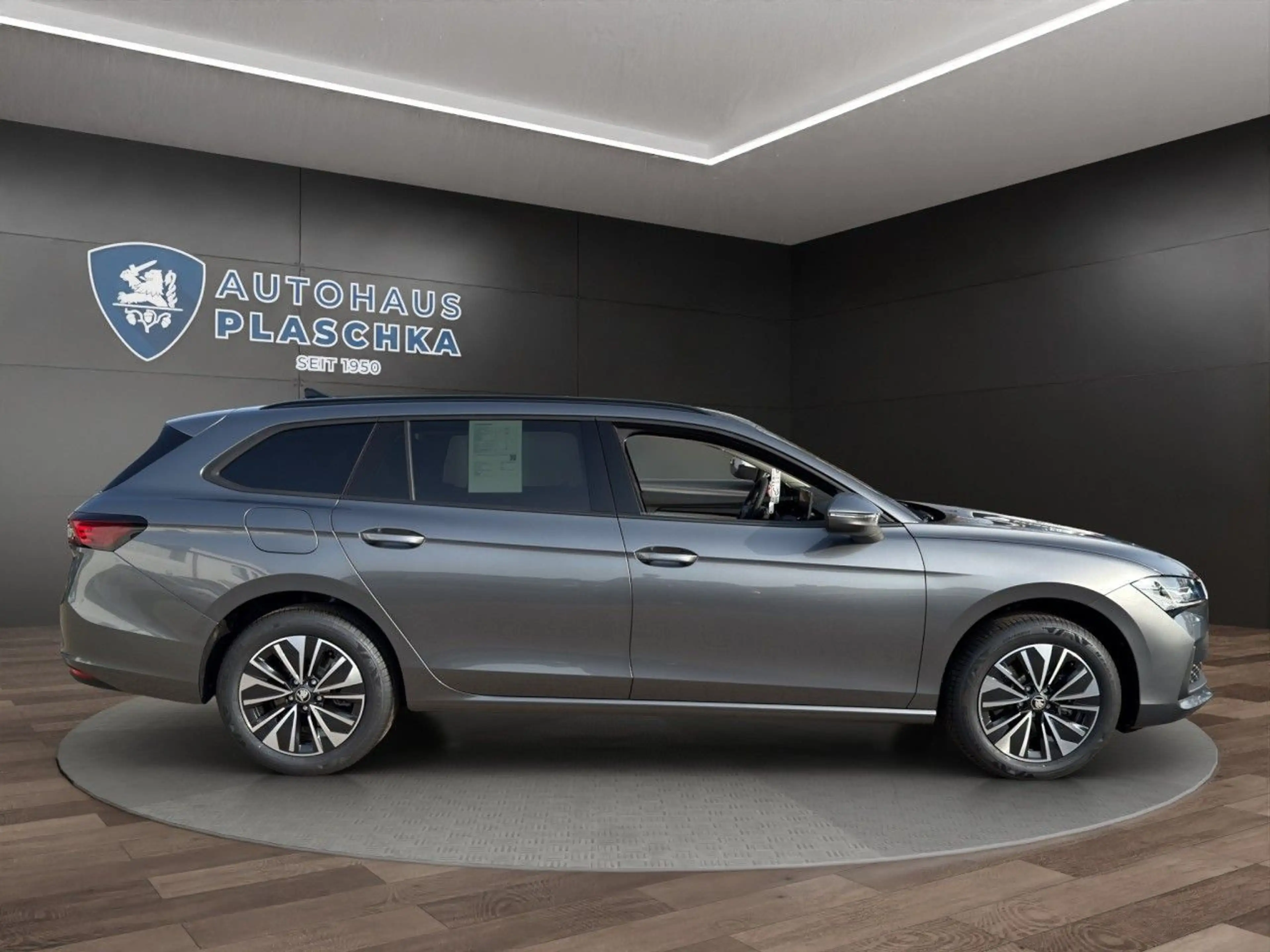 Skoda Superb Combi Selection 2,0 TDI 110 kW 7-Gang-DSG — photo 5