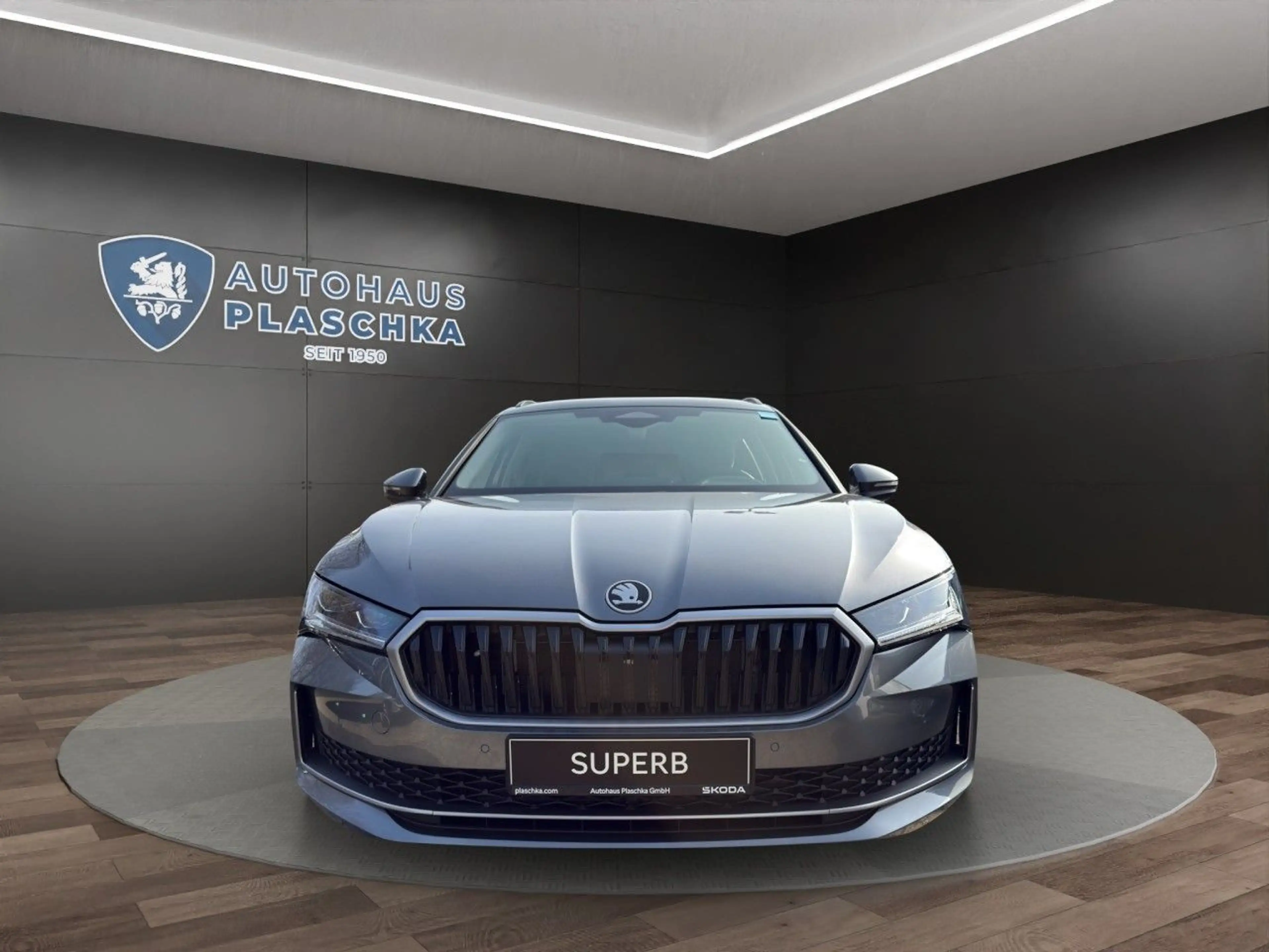 Skoda Superb Combi Selection 2,0 TDI 110 kW 7-Gang-DSG — photo 2