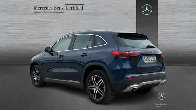 Mercedes-Benz Gla view 4