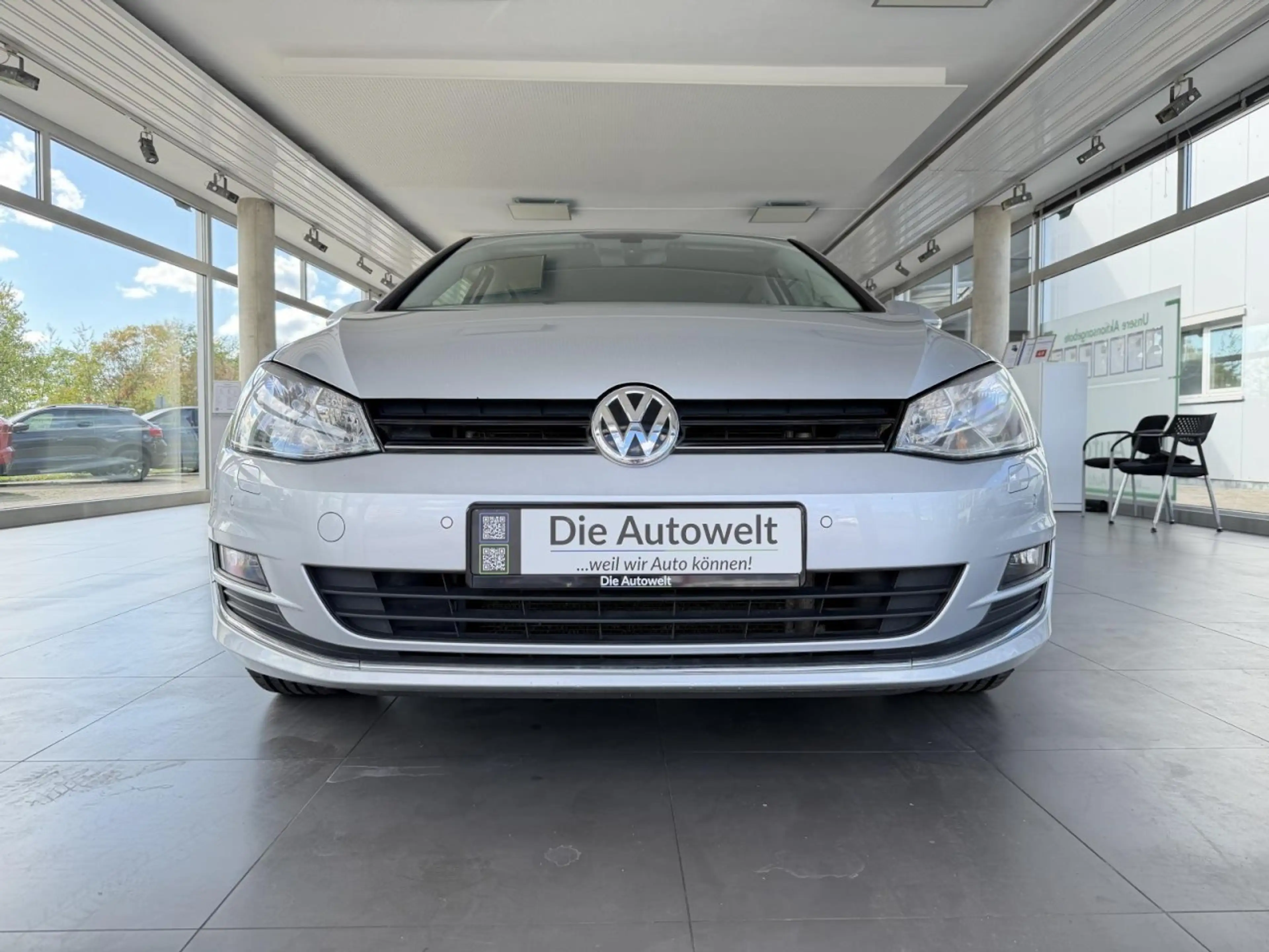 Volkswagen Golf VII Lim. Allstar 2.0 TDI NAVI SHZG PDC KLIMA — photo 2