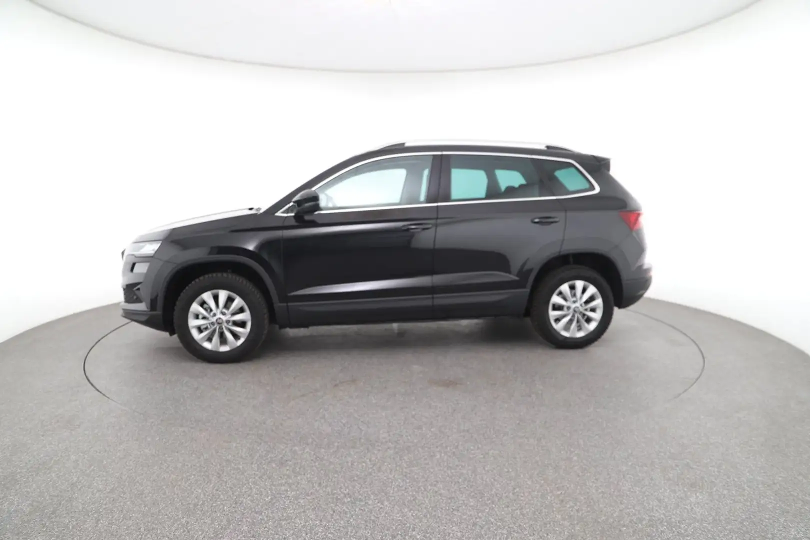 Skoda Karoq Selection TSI Schwarz - 2
