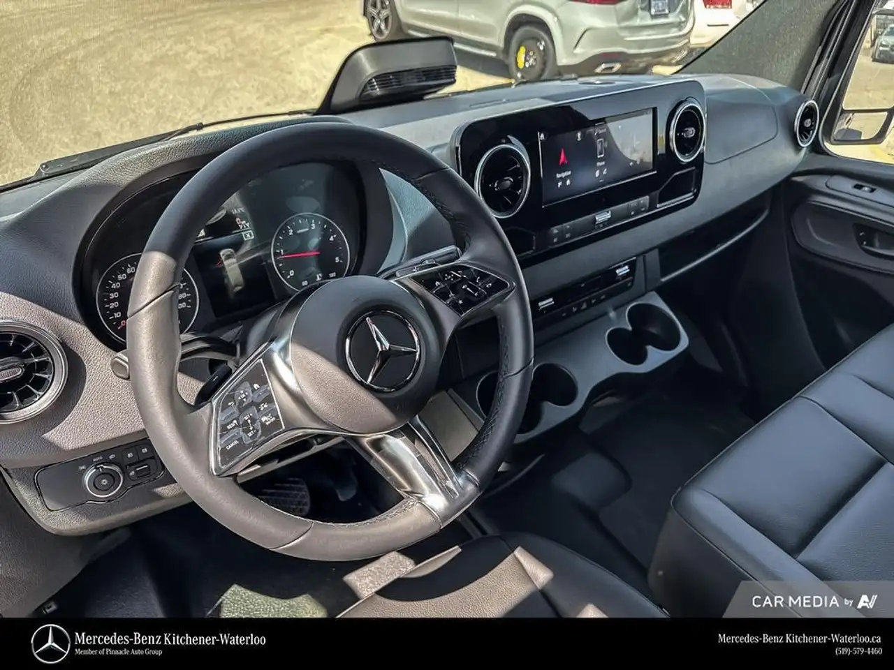 Mercedes-Benz Sprinter снимка Mercedes-Benz Sprinter