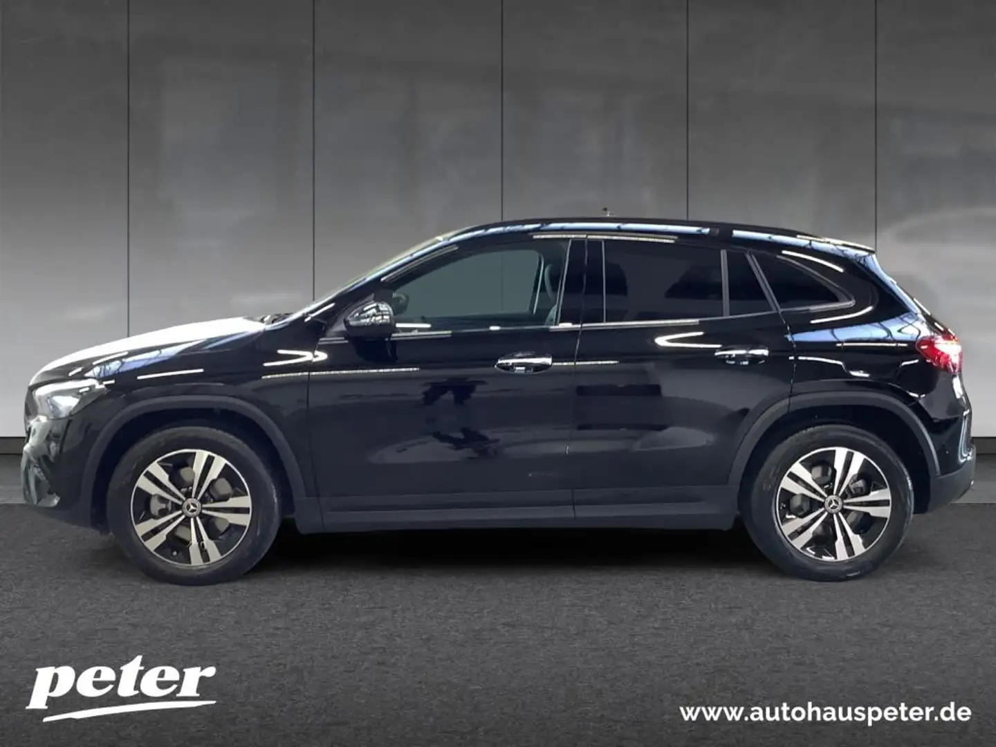 Mercedes-Benz GLA 220 d 4MATIC NIGHT+AHK+PANO+MBUX+18"+8G-DCT Noir - 2