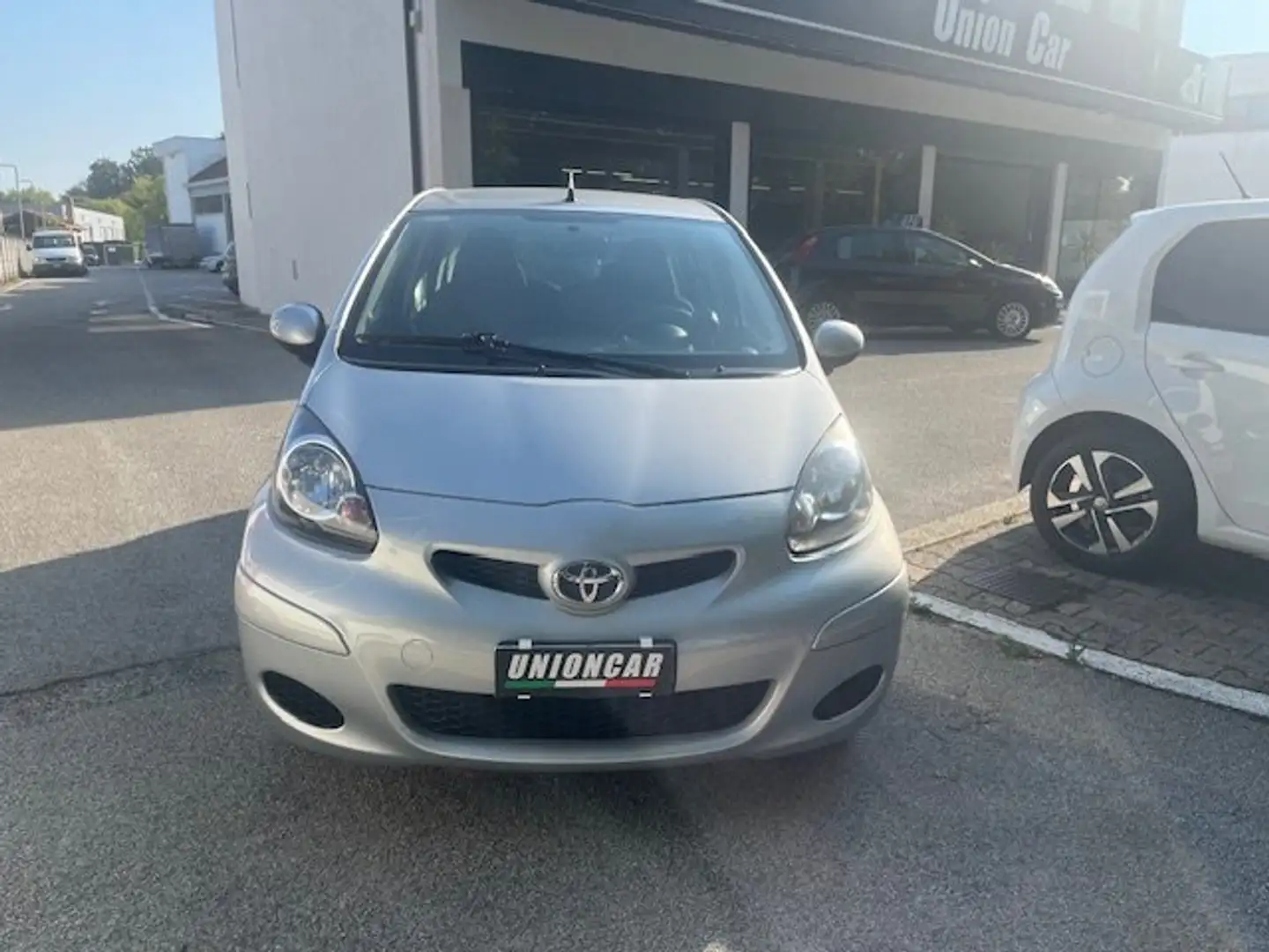 Toyota Aygo Aygo 5p 1.0 Sol Argent - 1