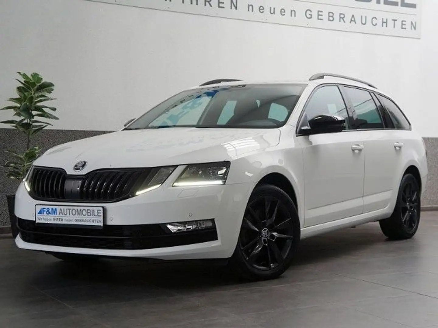 Skoda Octavia 2.0 TDI Style Combi Sport Navi Alu PDC Weiß - 2