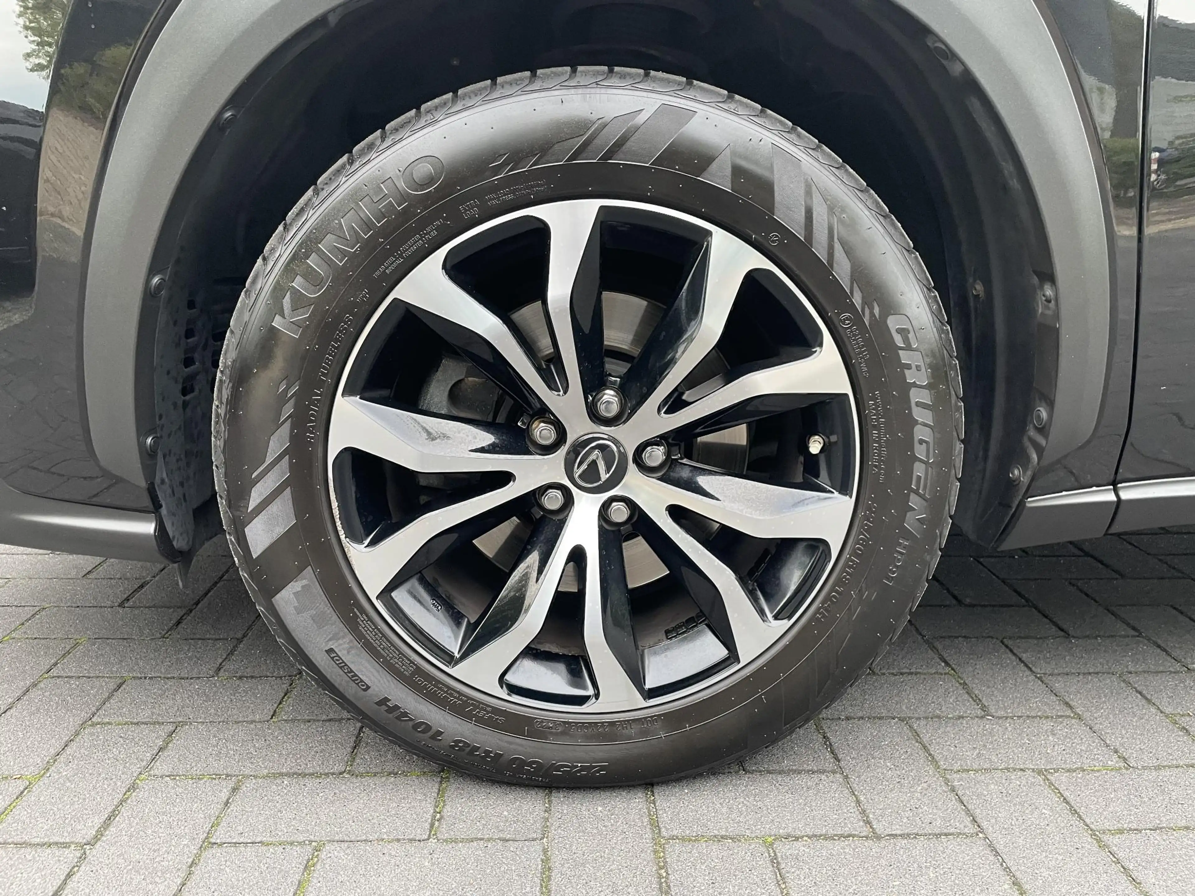 Lexus NX 300h AWD F-Sport Hybrid Dealer onderhouden — photo 9