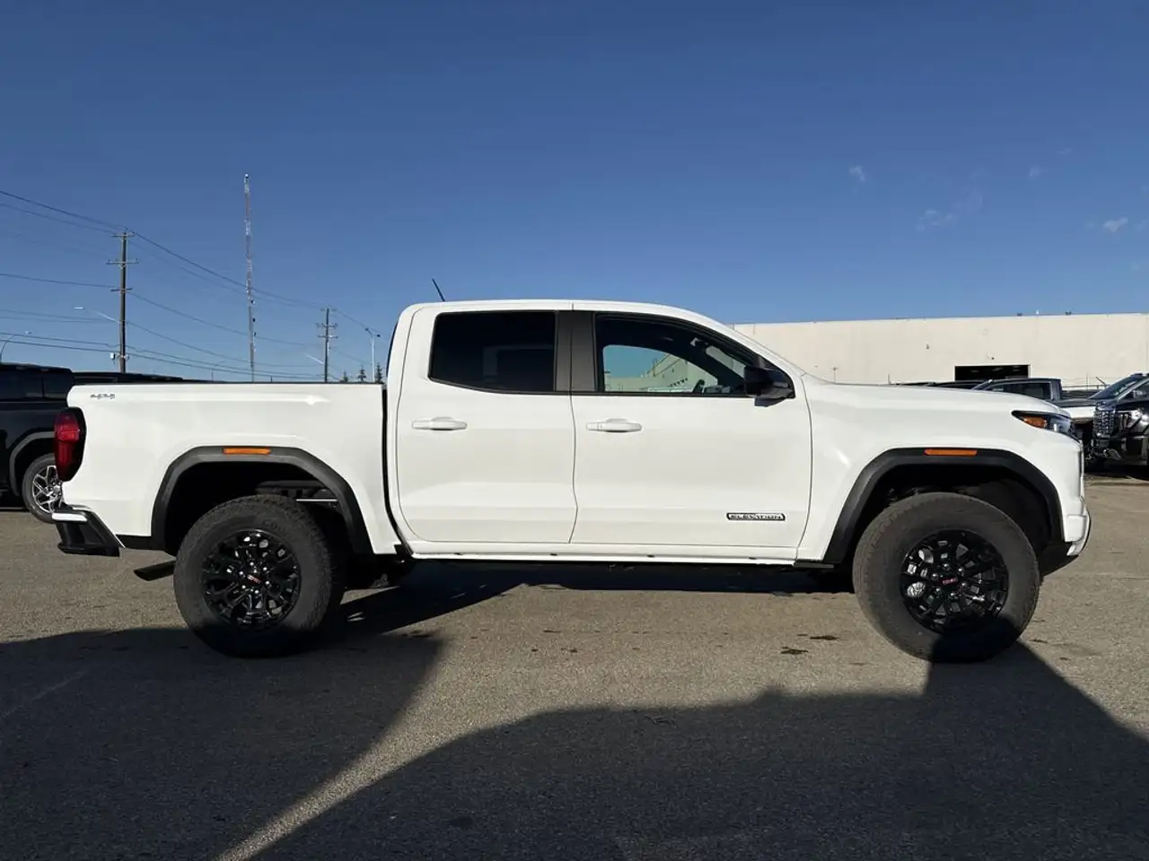 GMC Canyon снимка GMC Canyon