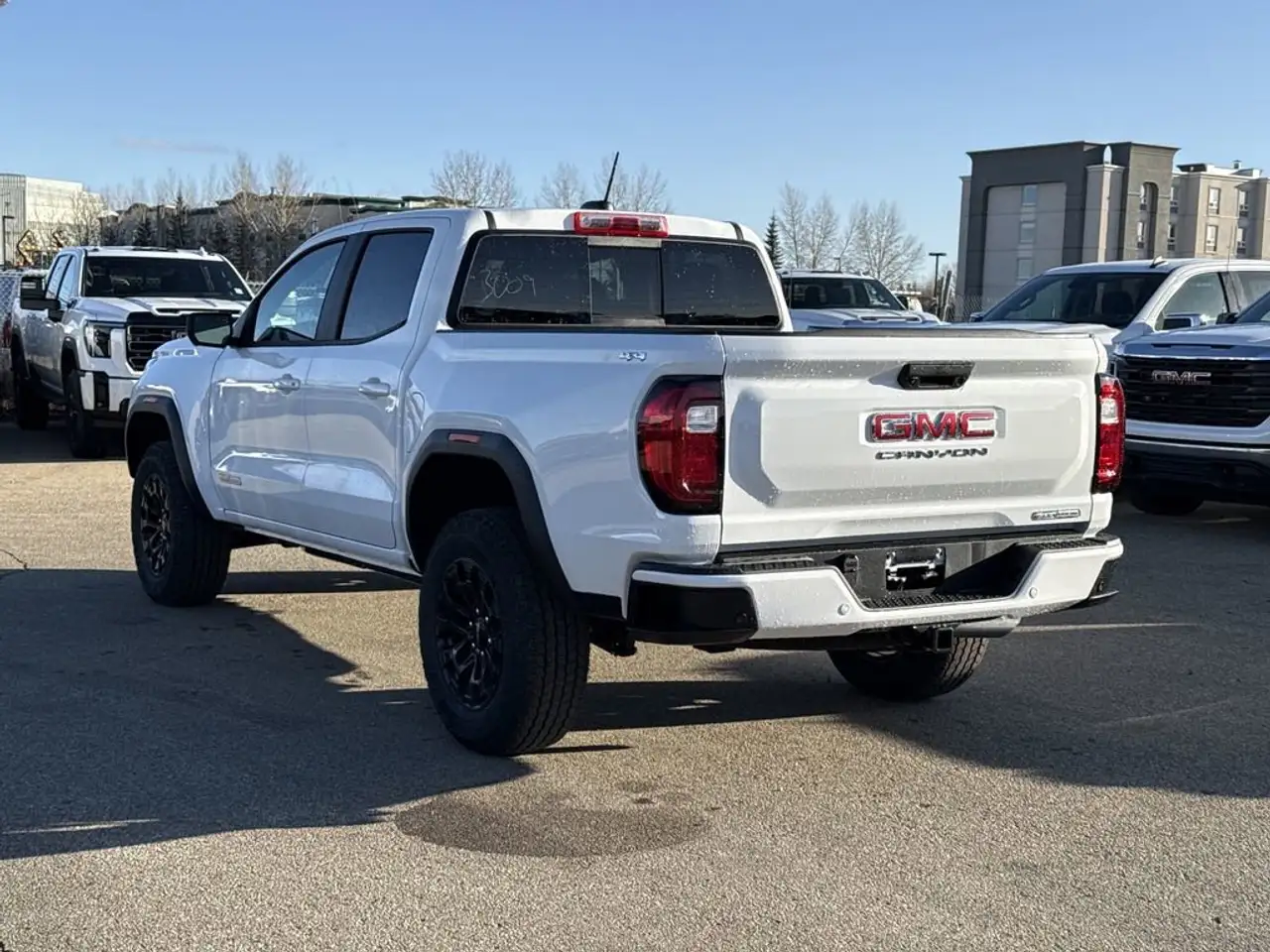 GMC Canyon снимка GMC Canyon