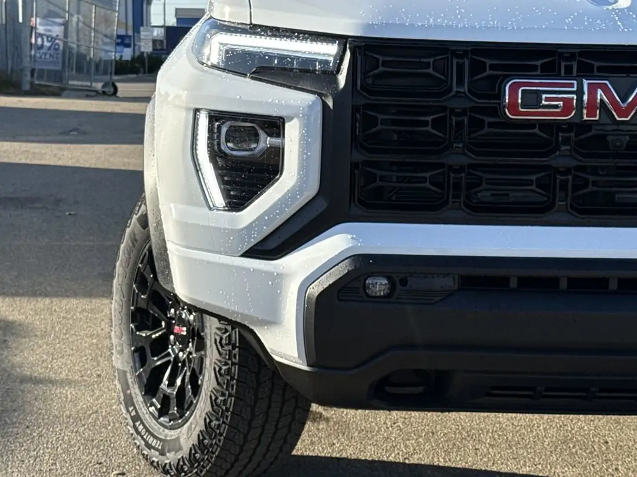 GMC Canyon снимка GMC Canyon