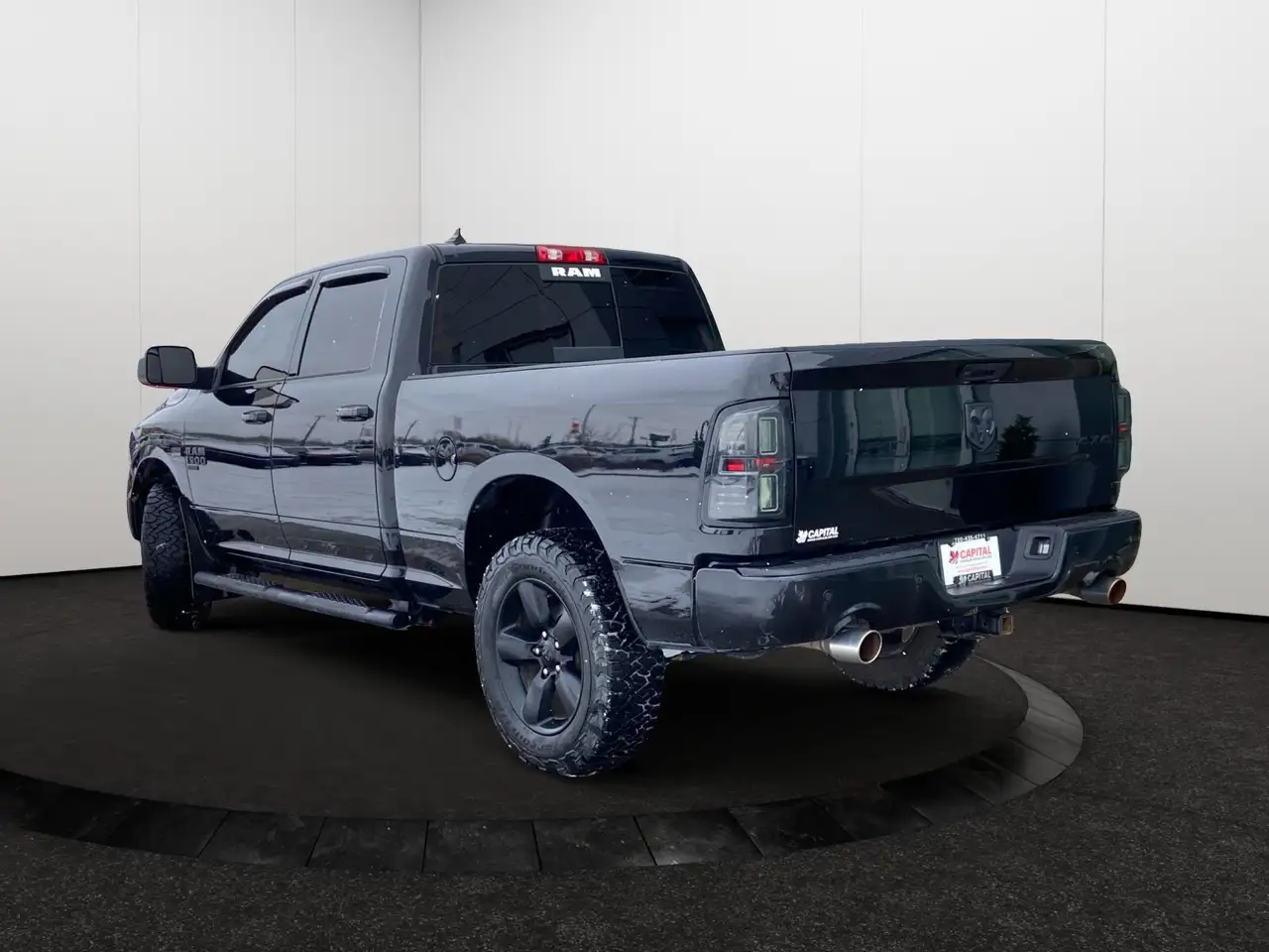 RAM 1500 снимка RAM 1500