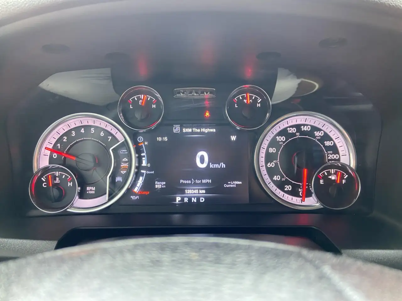 RAM 1500 снимка RAM 1500