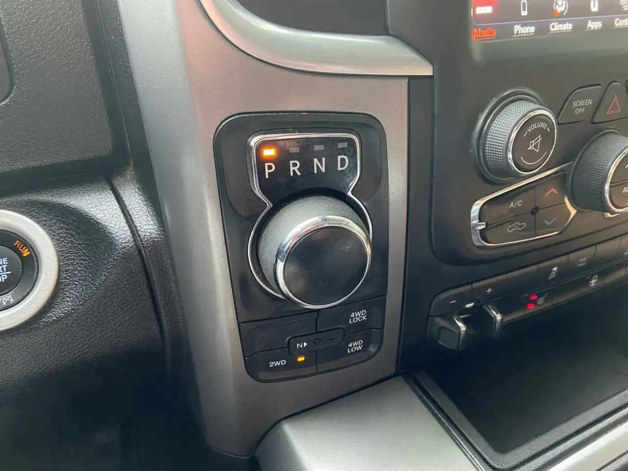 RAM 1500 снимка RAM 1500
