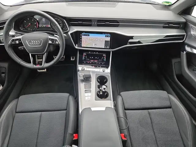 Audi A6 view 8