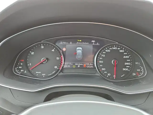 Audi A6 view 9