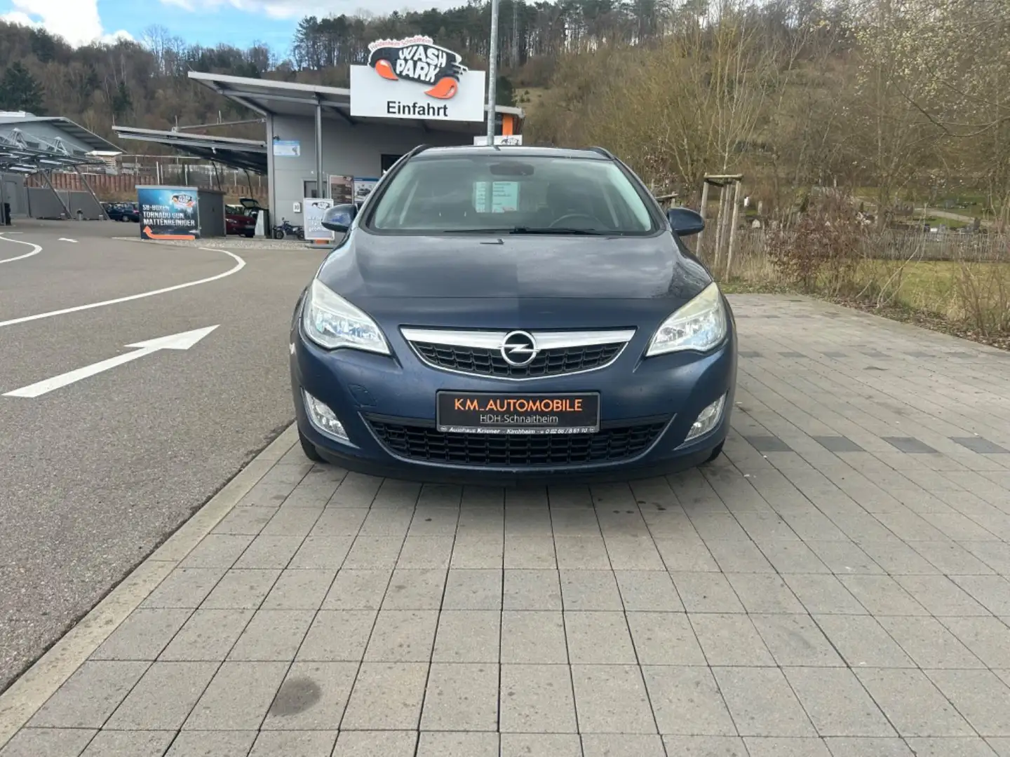 Opel Astra J Sports Tourer Design Edition Blau - 2