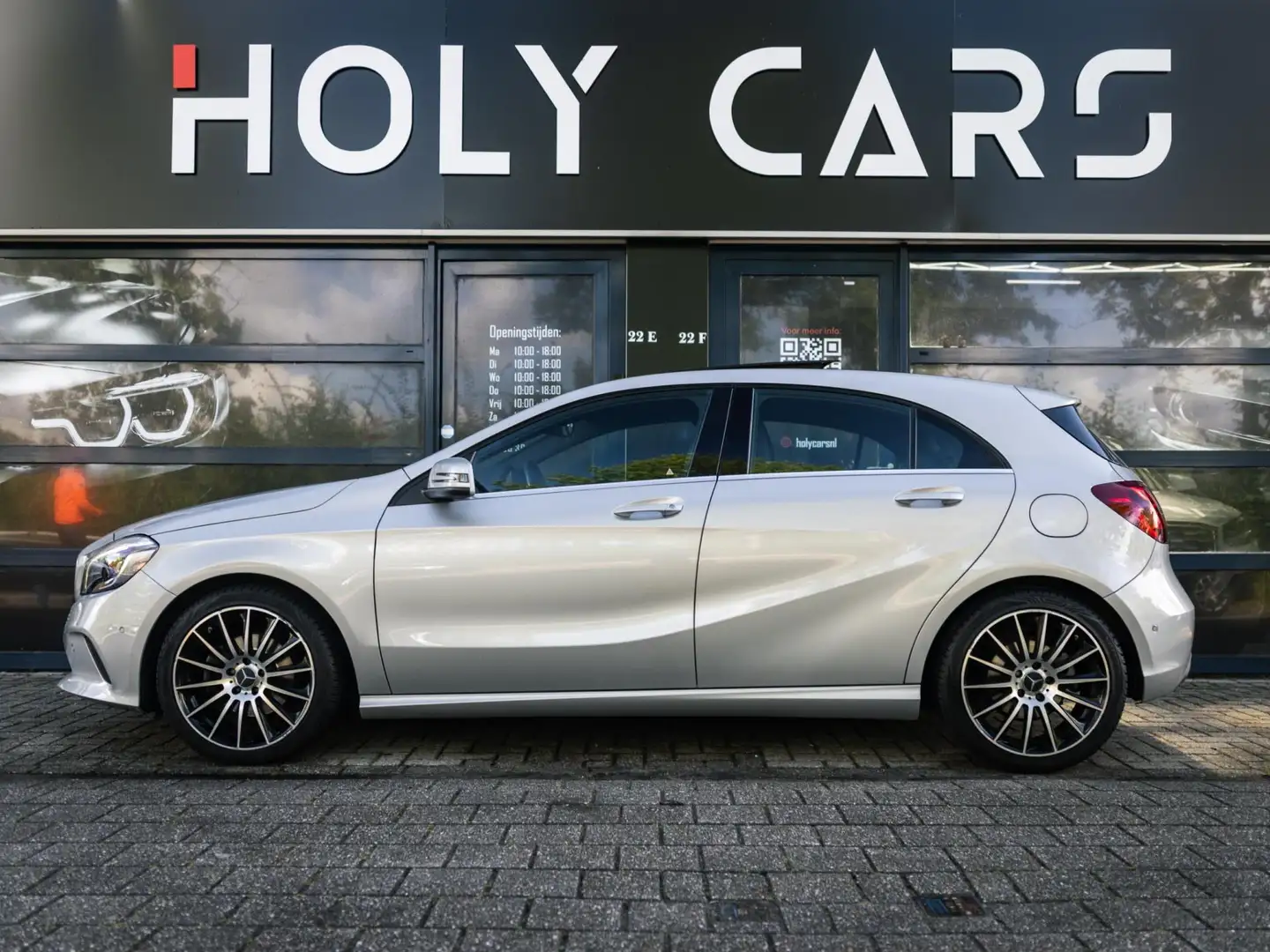 Mercedes-Benz A 200 A | PANO | KEYLESS | LED | CAMERA | CRUISE Grau - 2