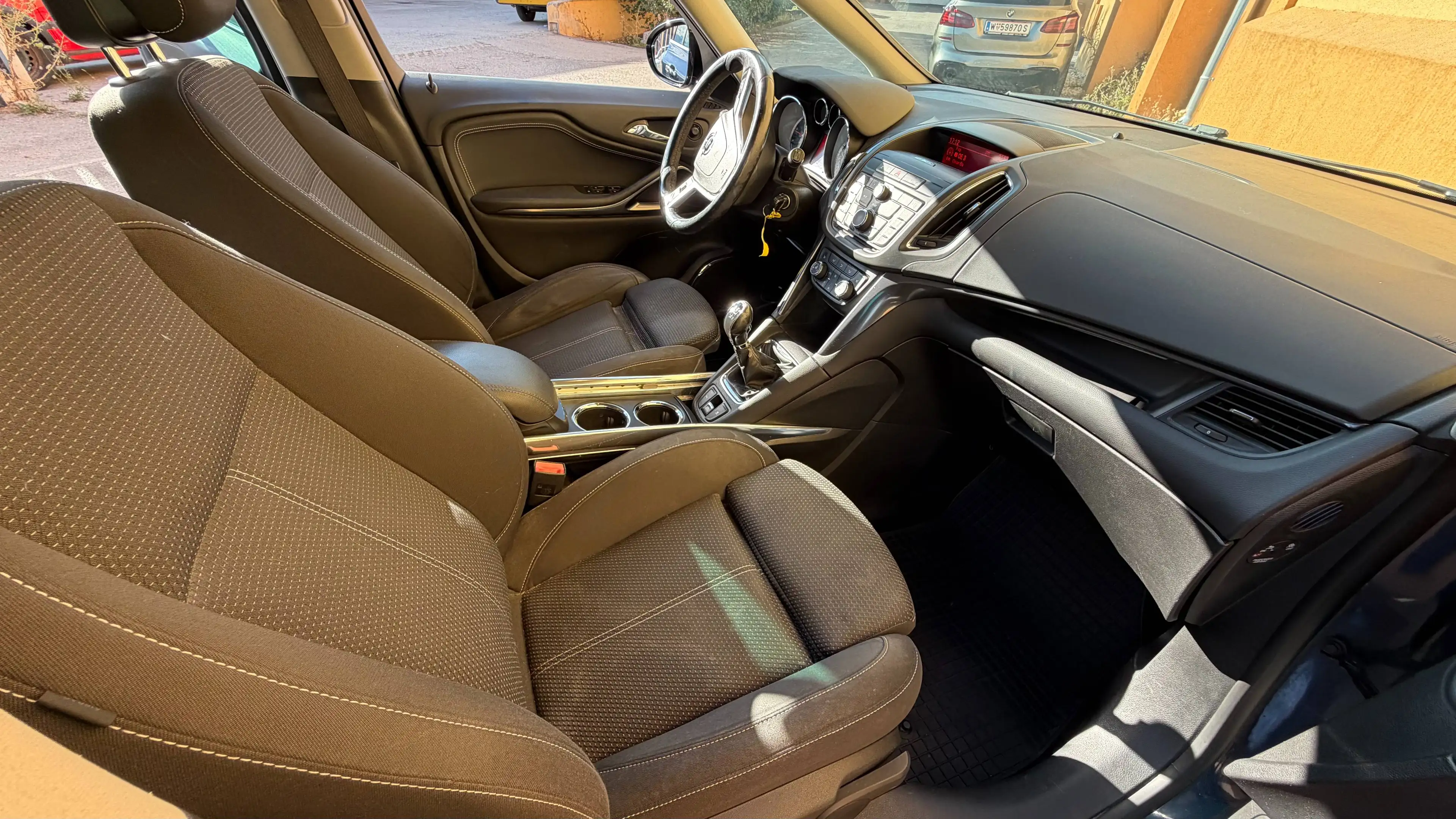 Opel Zafira Tourer Innovation — photo 9