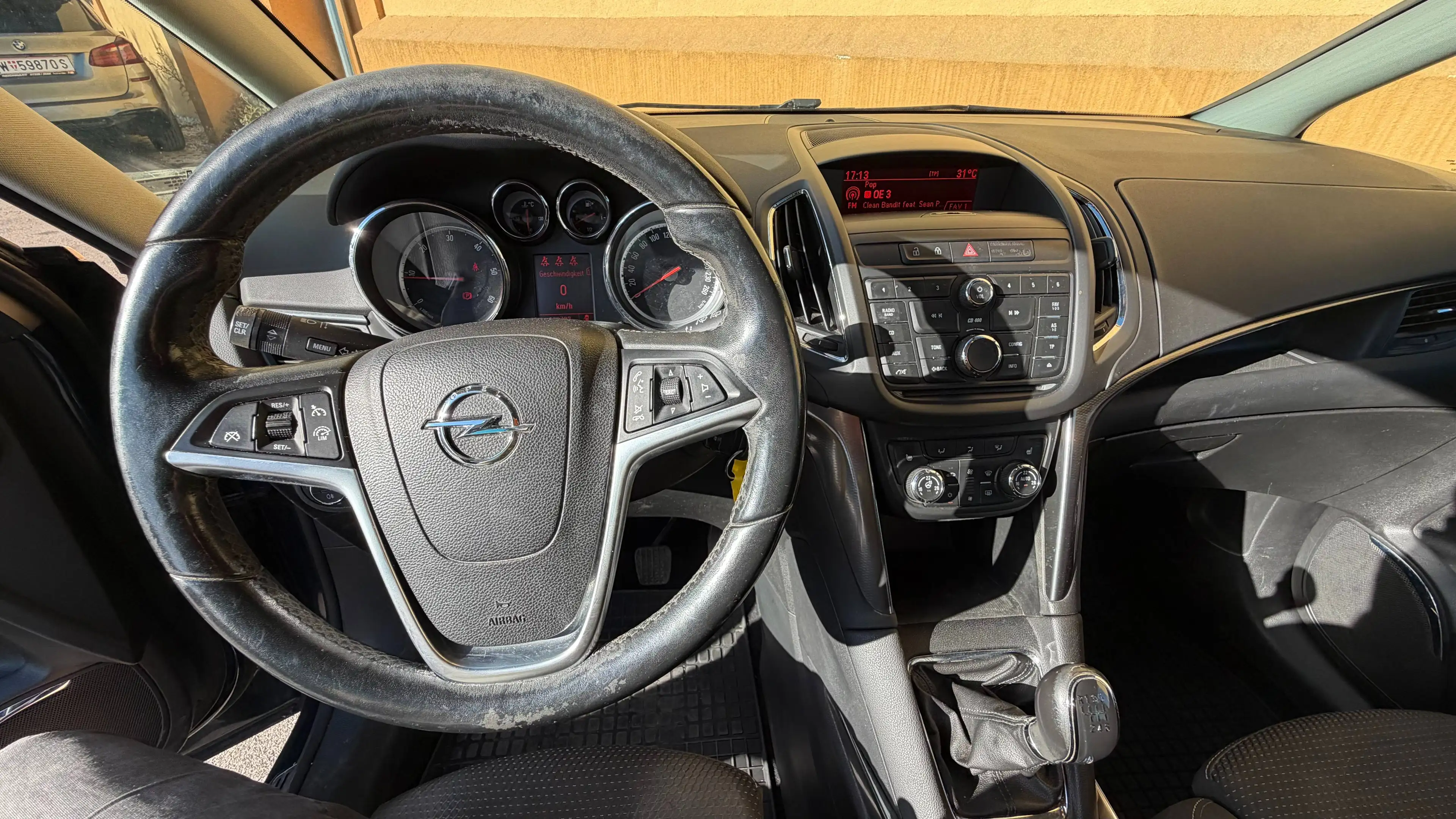 Opel Zafira Tourer Innovation — photo 13