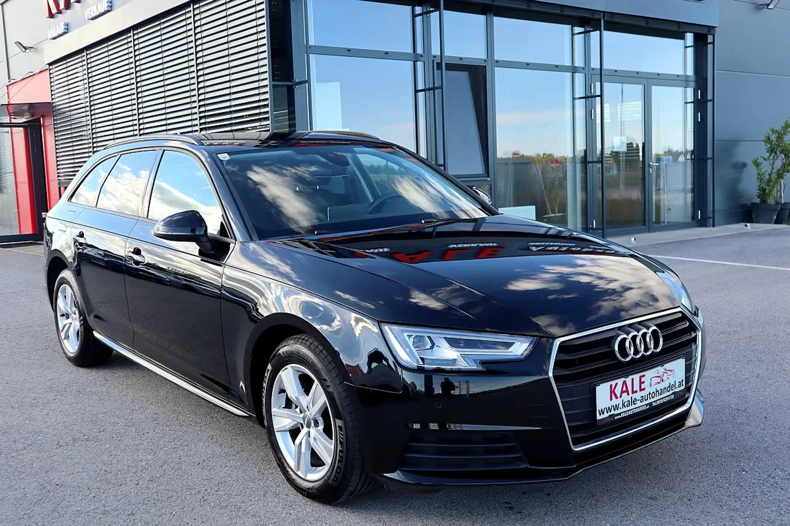 Audi A4 Avant 35 TDI S-tronic *Virtual*LED*NAVI* Noir - 2