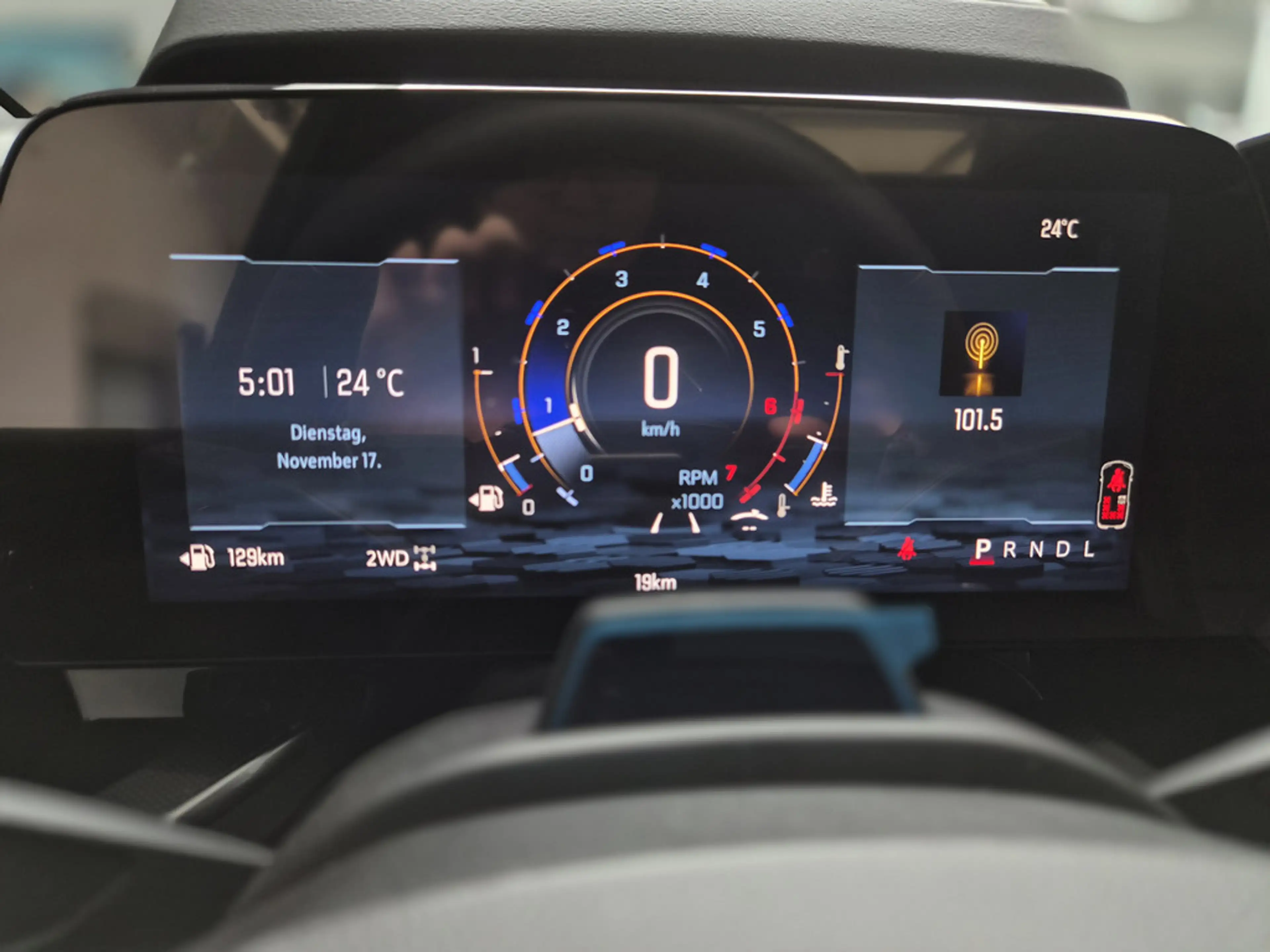 Chevrolet Tahoe 4WD RST MY26 BLACK VOLL 24" Fonds Monitore — photo 12