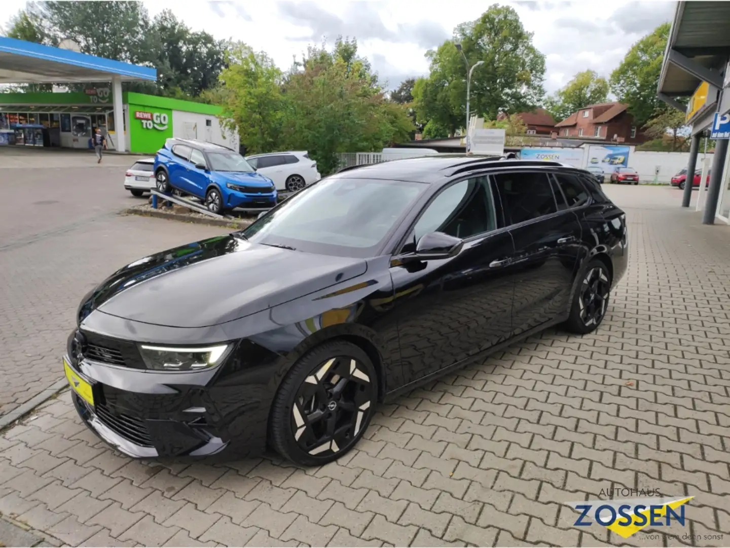 Opel Astra L Sports Tourer GSe Plug-in-Hybrid 1.6 Turbo 224PS Schwarz - 2