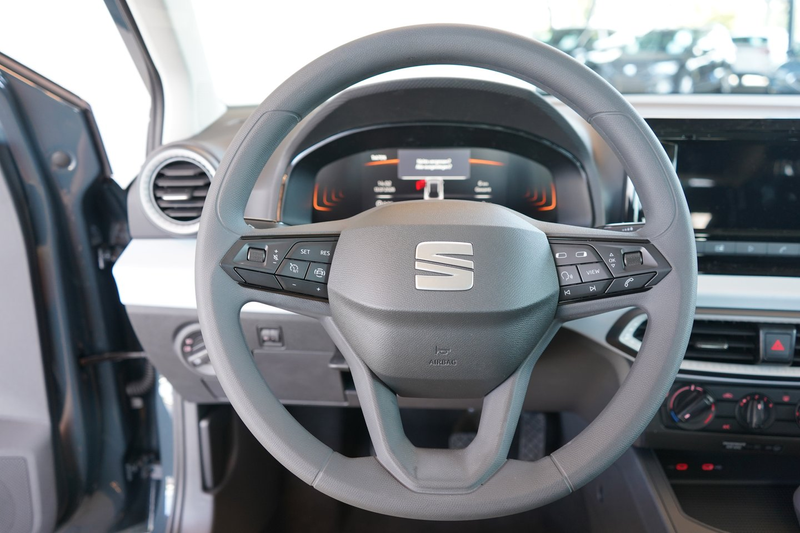 SEAT Arona Reference Edition 1.0 TSI — photo 6