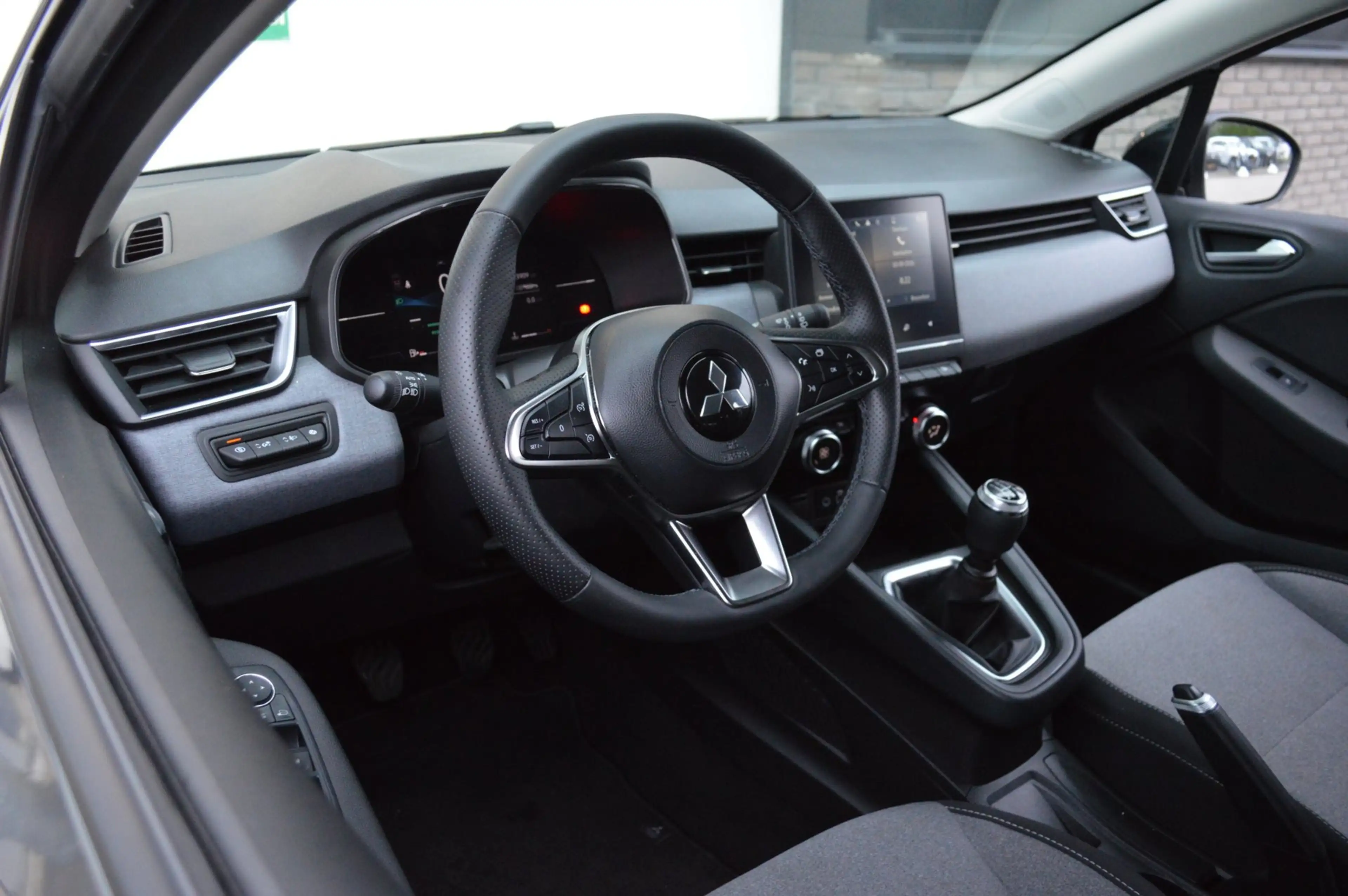 Mitsubishi Colt Carplay|Camera|Clima|LED|8 jaar garantie! — photo 3