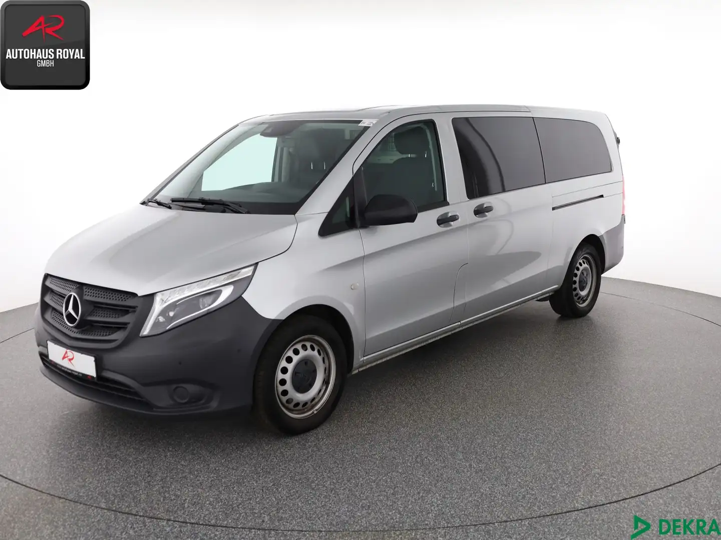 Mercedes-Benz Vito Vito Tourer 114 CDI EXTRALANG 9 SITZE STANDHEIZ Argent - 1