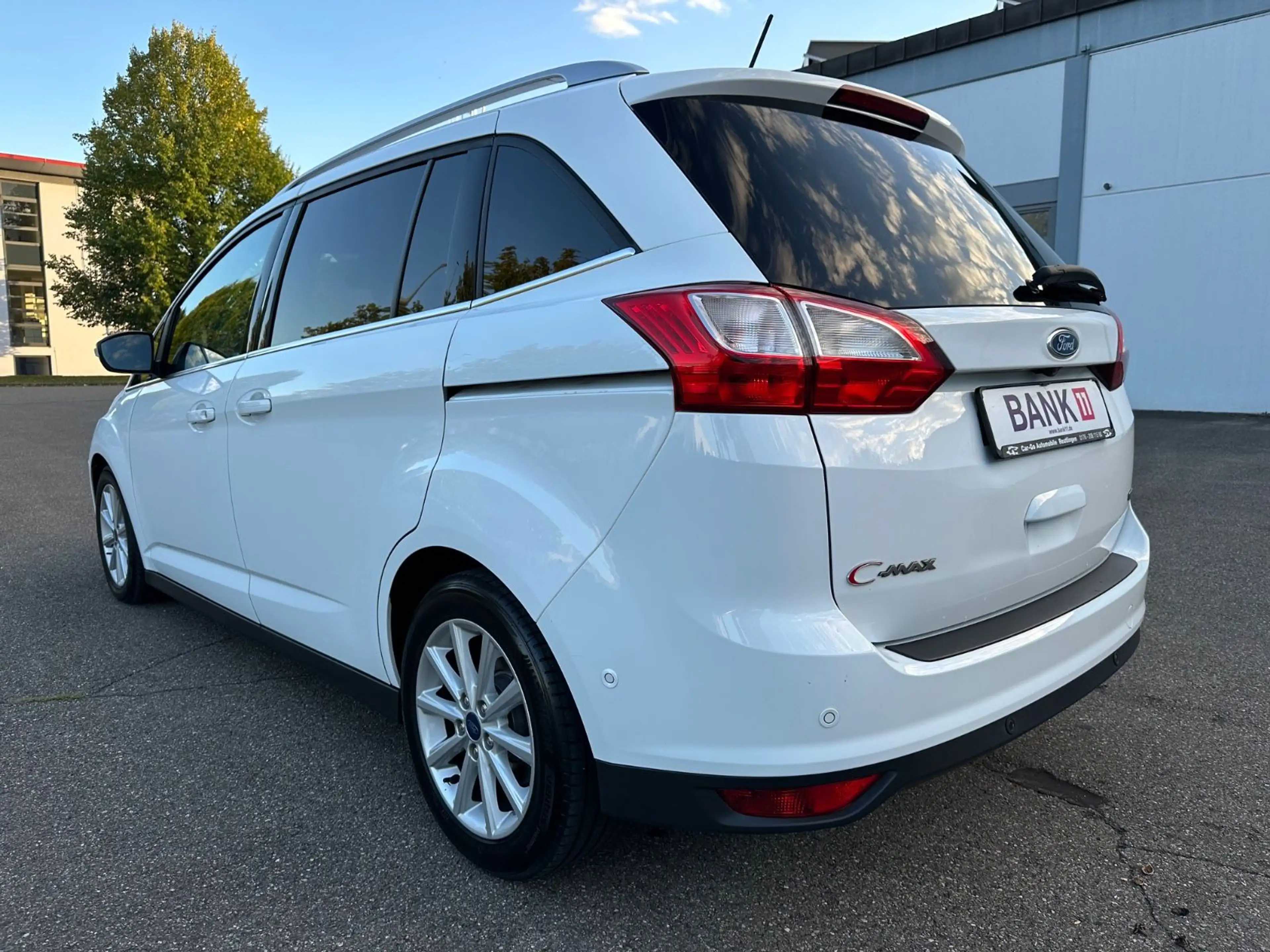Ford Grand C-Max Grand C-MAX Titanium*Aut.*Kam*Navi*Lane*Abst.*SH — photo 3