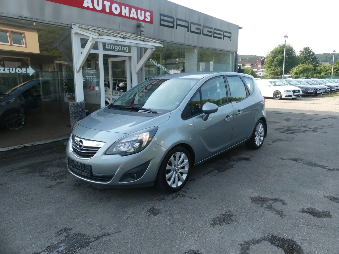 Opel Meriva B Innovation Automatik Silber - 2
