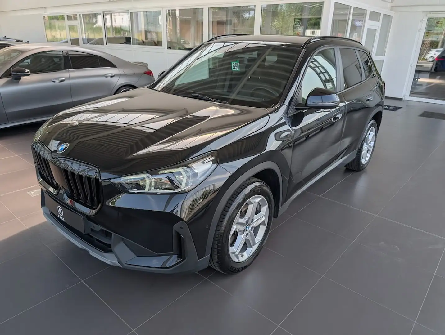 BMW X1 2.0 dA sDrive18 ** GARANTIE + LED + CUIR + GPS ** Noir - 2
