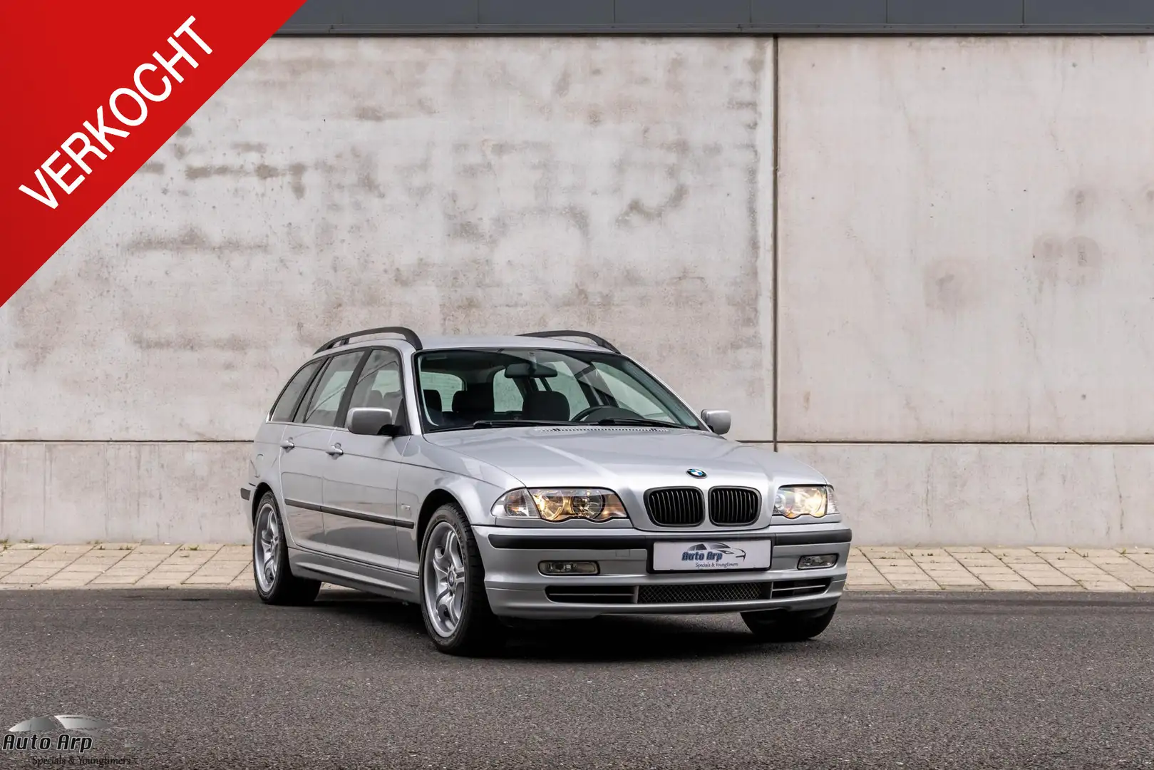 BMW 330 3-serie Touring 330i Grau - 1