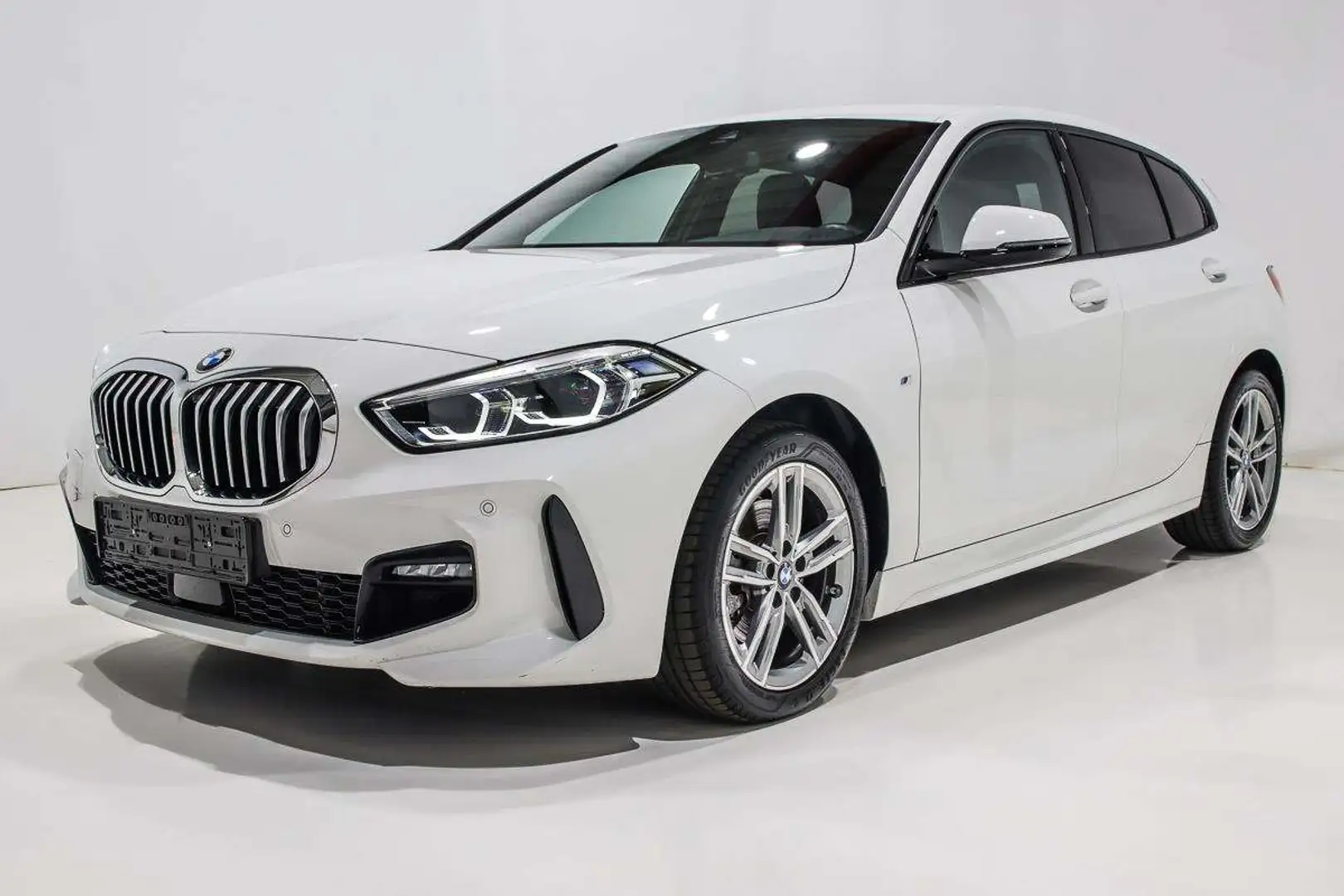 BMW 118 iA PACK M SEMI CUIR LED GPS LIVE COCKPIT JA17 Blanc - 2