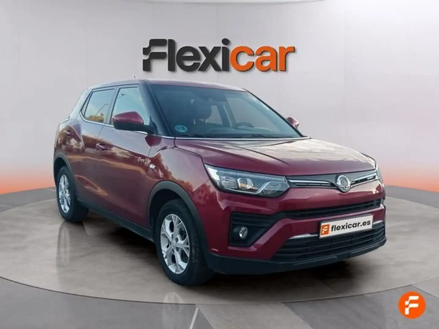 SsangYong Tivoli G12 Urban Plus 4x2 Rojo - 2