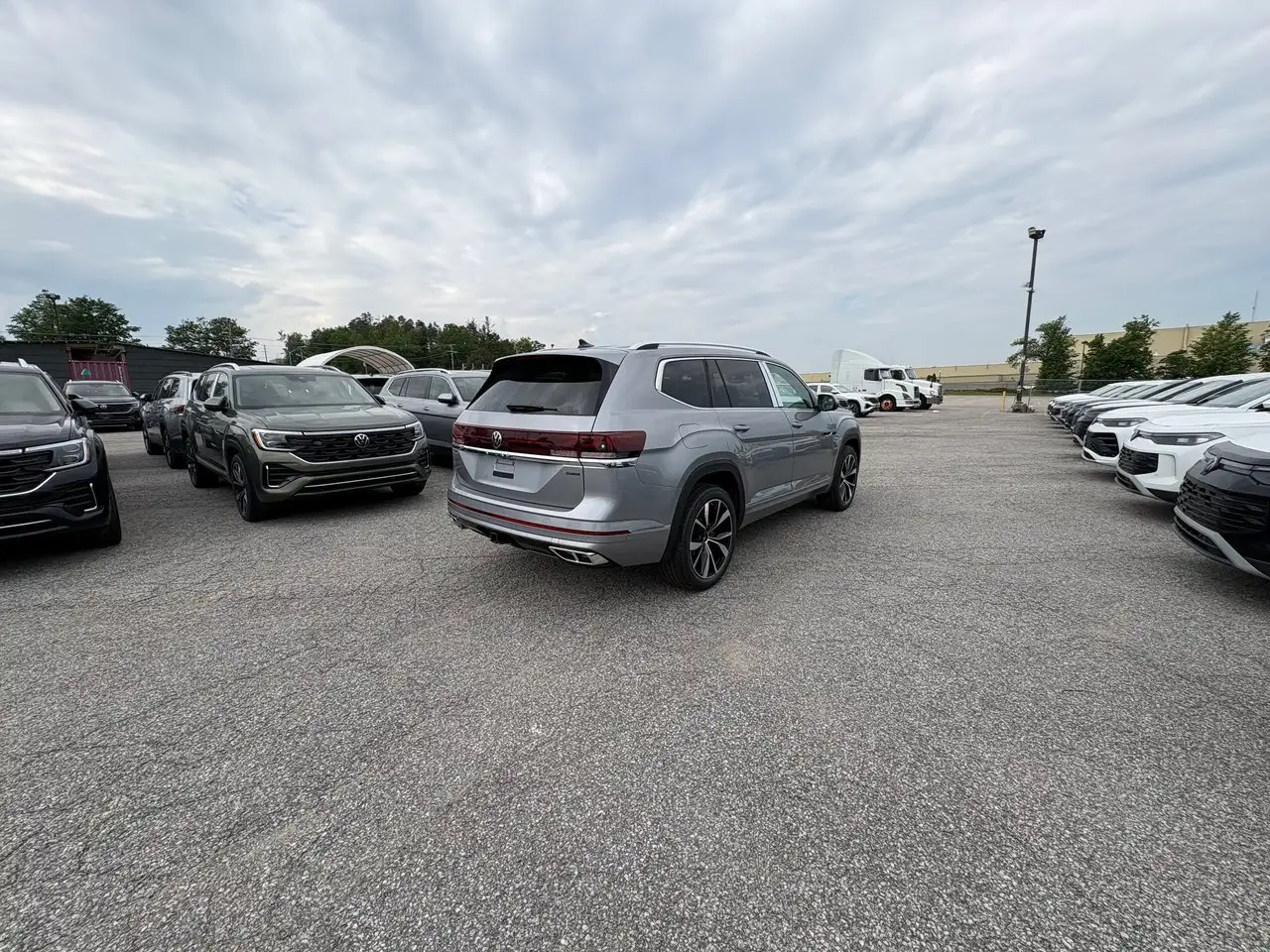 Volkswagen Atlas снимка Volkswagen Atlas