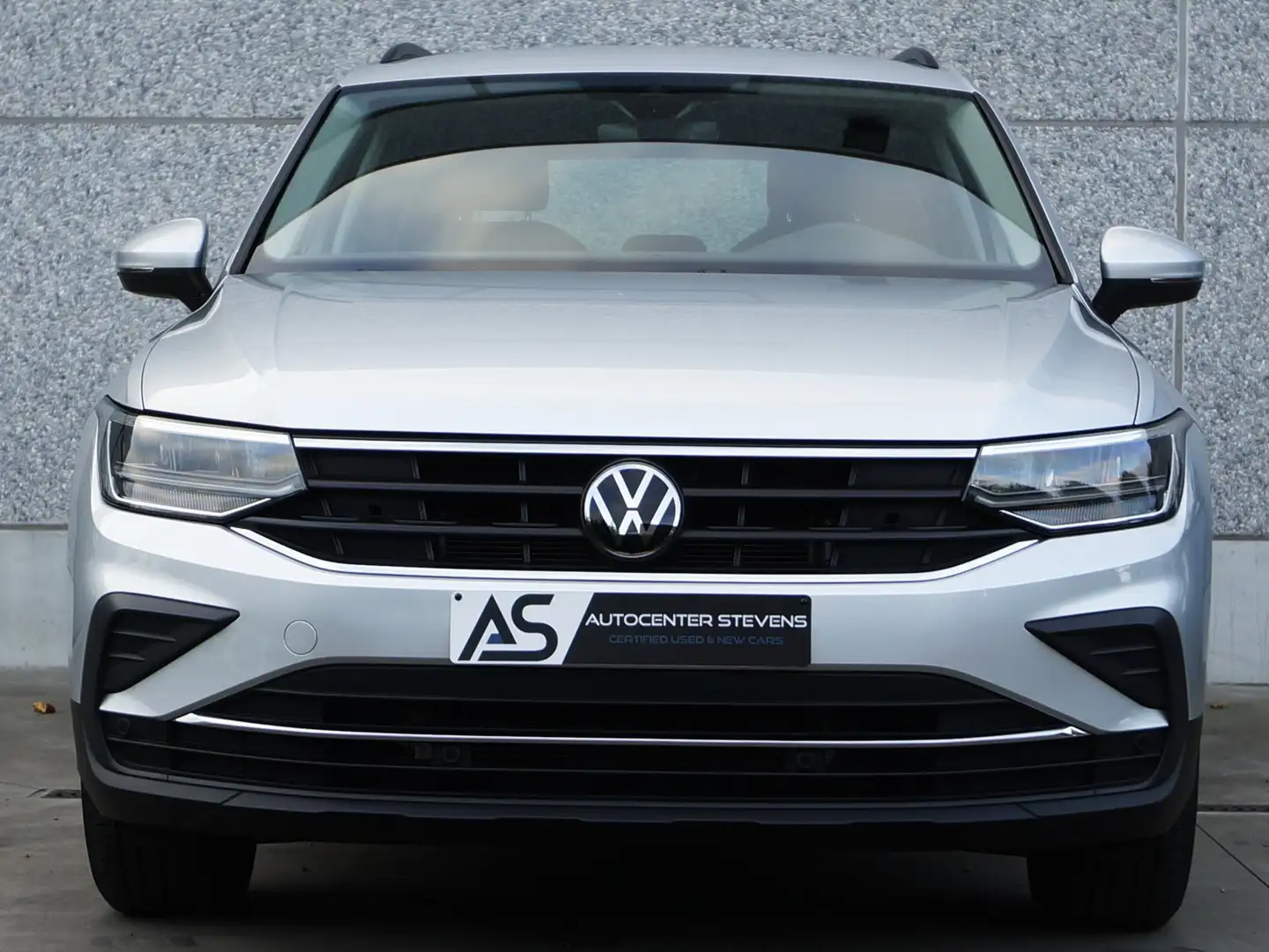 Volkswagen Tiguan Tiguan 1.5 TSI OPF DSG Life Silber - 2