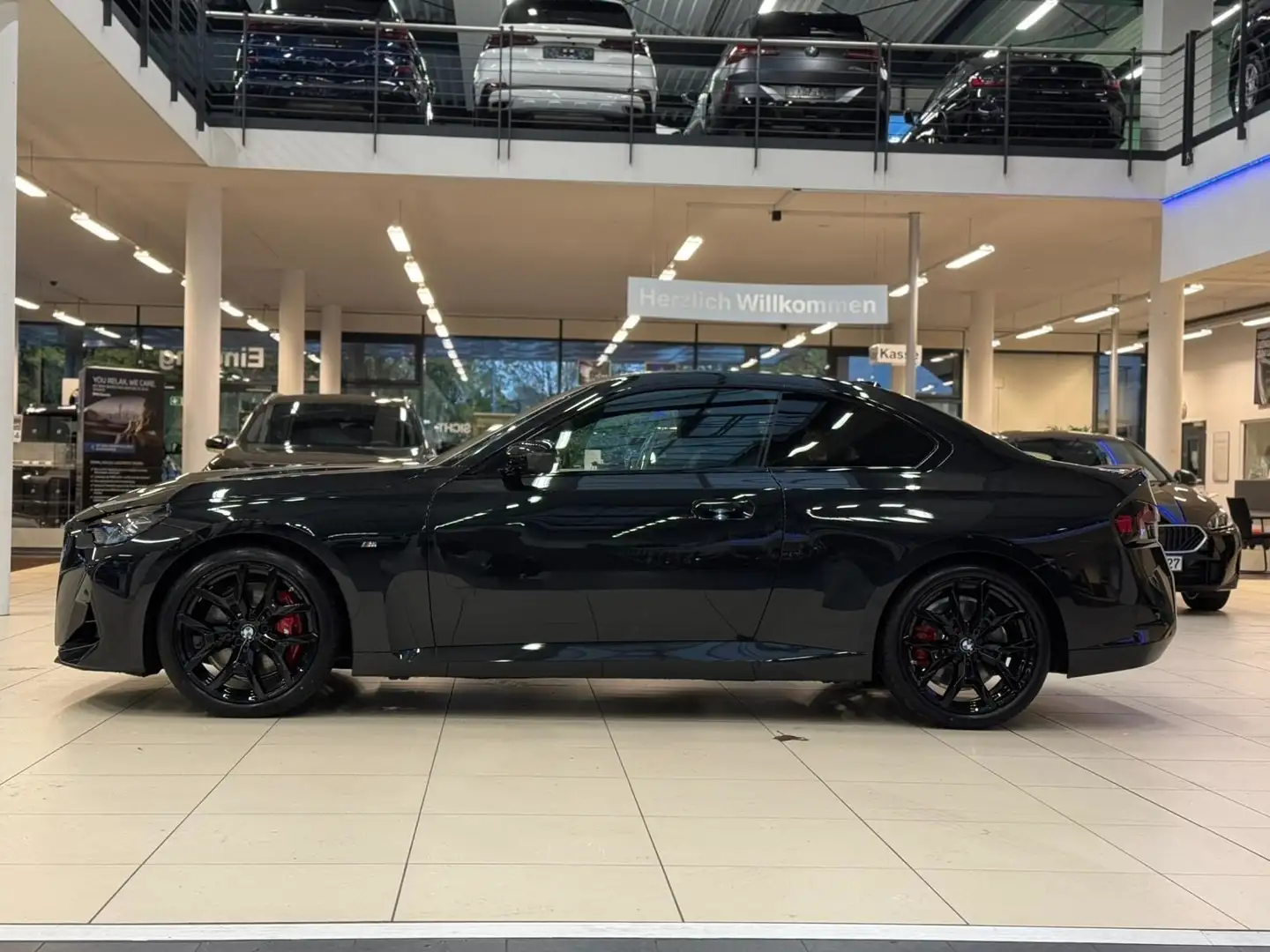 BMW 230 i M Sport+NAVI+LED+HIFI+PA+SHZ+uvm. Schwarz - 2
