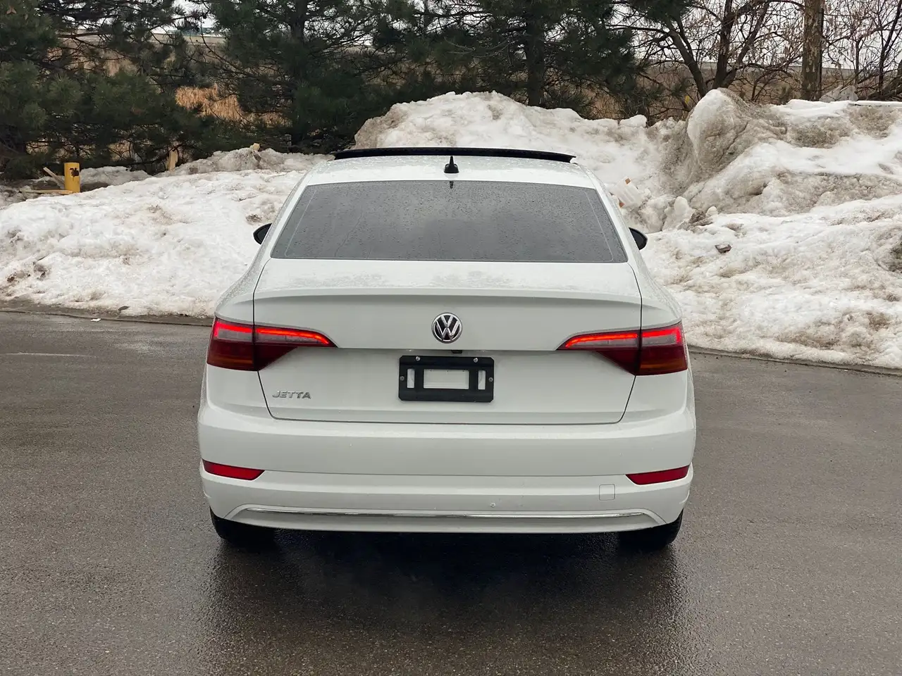 Volkswagen Jetta снимка Volkswagen Jetta