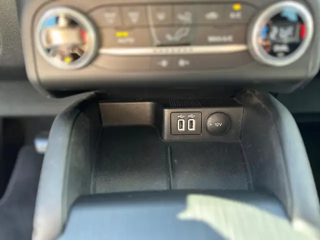Ford Kuga view 16