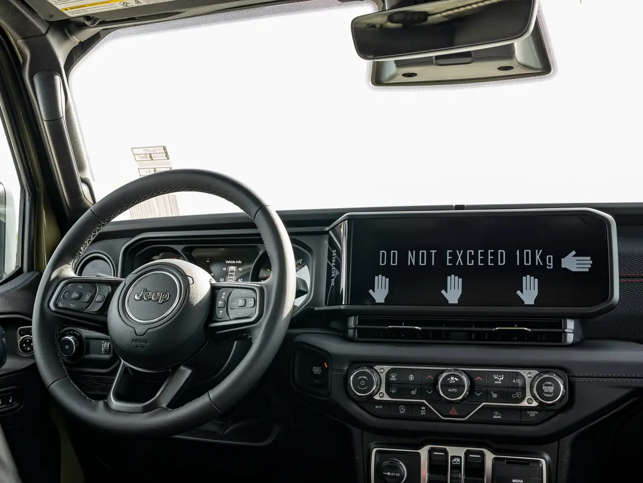 Jeep Wrangler снимка Jeep Wrangler