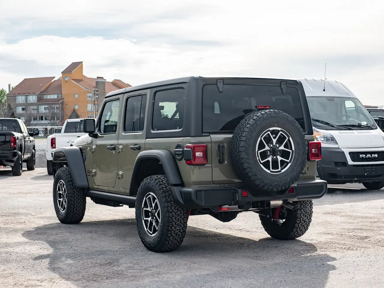 Jeep Wrangler снимка Jeep Wrangler