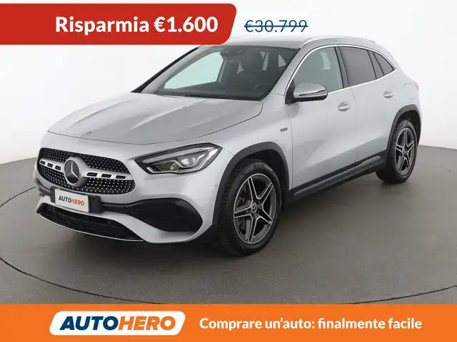 Mercedes-Benz GLA 250 GLA 250e Premium Automatic PHEV