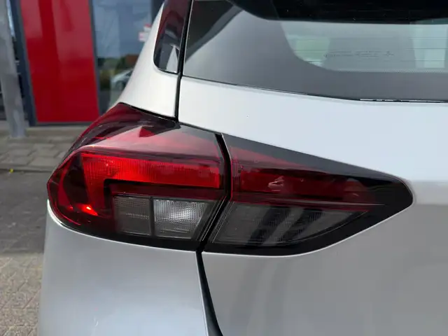 Opel Corsa view 8