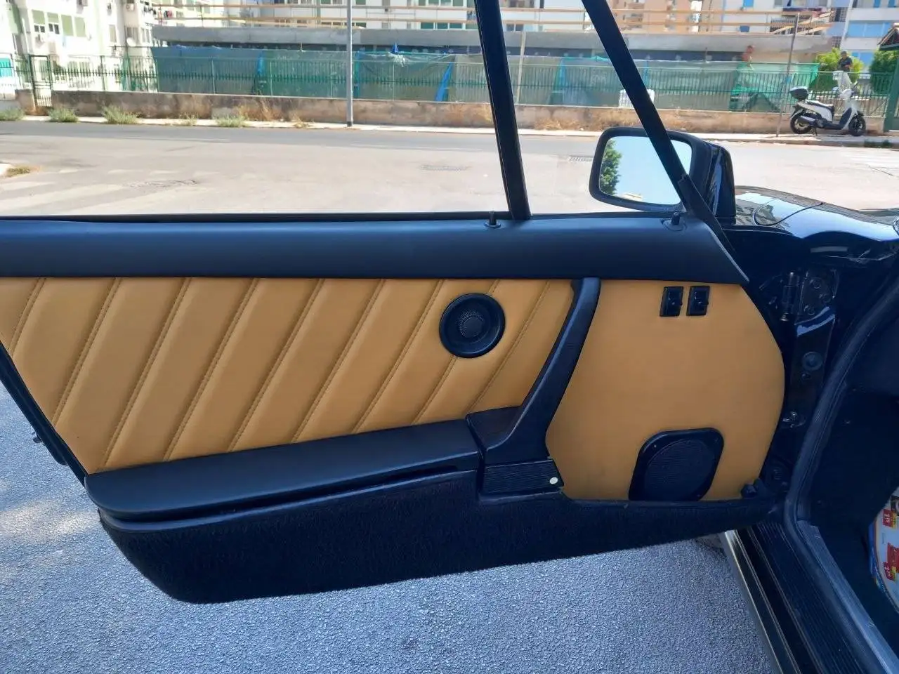 Porsche 911 3.2, foto 6