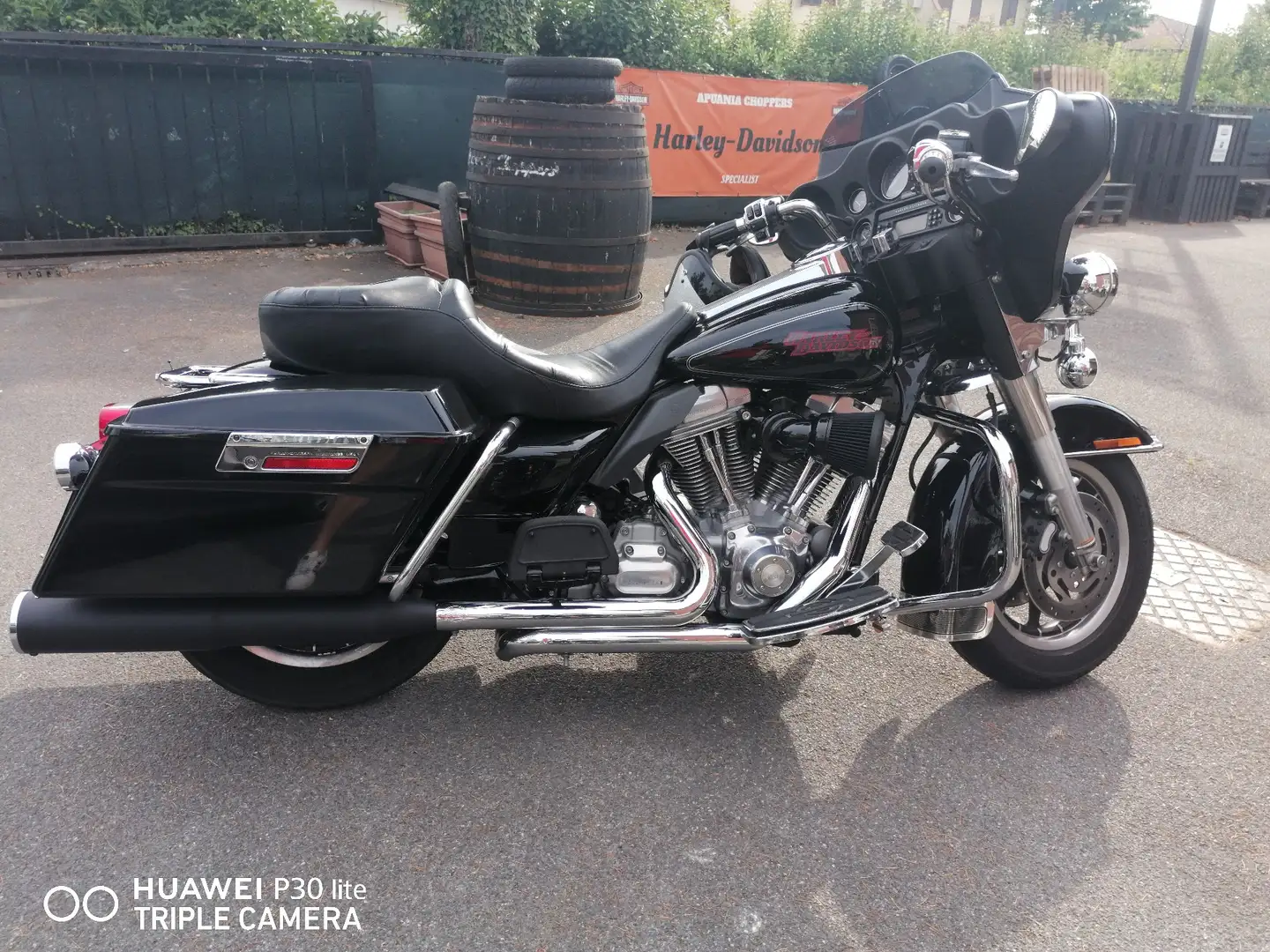 Harley-Davidson Electra Glide Negru - 2