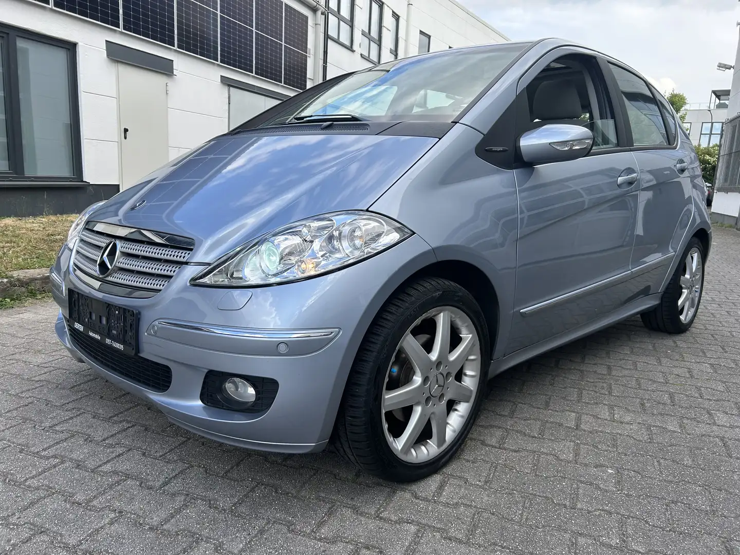 Mercedes-Benz A 170 A 170 Avantgarde Bi-Xenon Leder Panaroma Comand Azul - 1