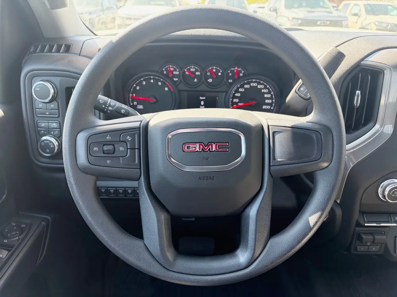 GMC Sierra 2500HD снимка GMC Sierra 2500HD